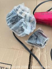 MaxSold Auction: Revlon hair drier - Ottawa (Ontario, Canada) PARTNER MANAGED Downsizing Online Auction - Gladwin Crescent