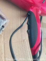 MaxSold Auction: Revlon hair drier - Ottawa (Ontario, Canada) PARTNER MANAGED Downsizing Online Auction - Gladwin Crescent