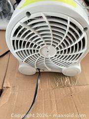 MaxSold Auction: Space heater - Ottawa (Ontario, Canada) PARTNER MANAGED Downsizing Online Auction - Gladwin Crescent