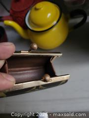 MaxSold Auction: Brown Leather Coin Purse, Designer - Peachland (British Columbia, Canada) SELLER MANAGED Downsizing Online Auction - Princeton Avenue