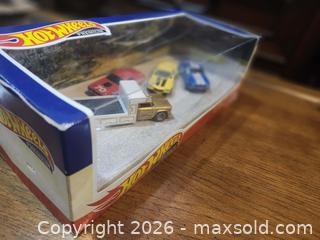 MaxSold Auction: Hot Wheels Premium 1:64 Die-Cast Car 4-Pack - Peachland (British Columbia, Canada) SELLER MANAGED Downsizing Online Auction - Princeton Avenue