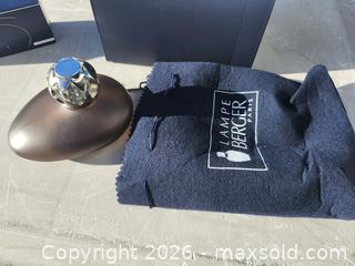 MaxSold Auction: Lampe Berger Paris Galet (Pebble) Taupe — Ceramic & Glass - Peachland (British Columbia, Canada) SELLER MANAGED Downsizing Online Auction - Princeton Avenue