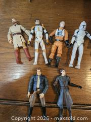 MaxSold Auction: Star Wars 3.75in Action Figure Lot (5-8 Figures) - Peachland (British Columbia, Canada) SELLER MANAGED Downsizing Online Auction - Princeton Avenue