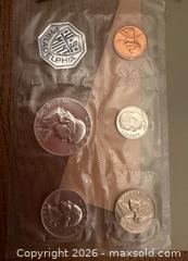 MaxSold Auction: 1960 U.S. coin proof set Philadelphia mint & DE quarters  - Hatboro (Pennsylvania, USA) PARTNER MANAGED Estate Sale Online Auction -  Jacksonville Road