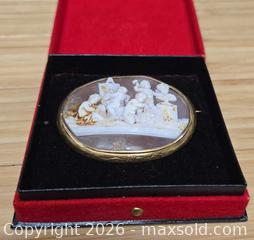 MaxSold Auction: Antique Cameo Shell Brooch/ Pendant Gold Victorian Artist Sculptures Neoclassical - Hatboro (Pennsylvania, USA) PARTNER MANAGED Estate Sale Online Auction -  Jacksonville Road