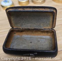 MaxSold Auction: Antique Snuff Box, Trinket Pill Limoges Boxes  - Hatboro (Pennsylvania, USA) PARTNER MANAGED Estate Sale Online Auction -  Jacksonville Road