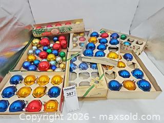 MaxSold Auction: Large lot of vintage Christmas ornaments  - Hatboro (Pennsylvania, USA) PARTNER MANAGED Estate Sale Online Auction -  Jacksonville Road