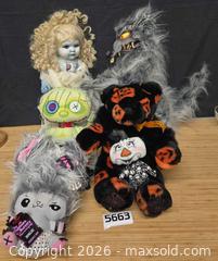 MaxSold Auction: OOAK Halloween Dolls, Plush, Rat and More - Hatboro (Pennsylvania, USA) PARTNER MANAGED Estate Sale Online Auction -  Jacksonville Road