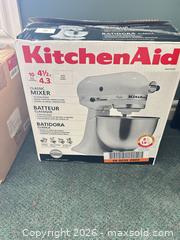 MaxSold Auction: Kitchen Aid Classic Mixer - Toronto (Ontario, Canada) SELLER MANAGED Estate Sale Online Auction - Widdicombe Hill