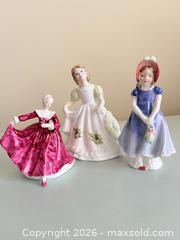 MaxSold Auction: Royal Doulton Bone China Figurine Lot of 3 - Toronto (Ontario, Canada) SELLER MANAGED Estate Sale Online Auction - Widdicombe Hill