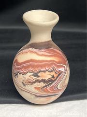 MaxSold Auction: Nemadji Pottery Vase – Marbled Swirl Design 4" H Native American art pottery - Campbell (California, USA) SELLER MANAGED Downsizing Online Auction - Dell Avenue