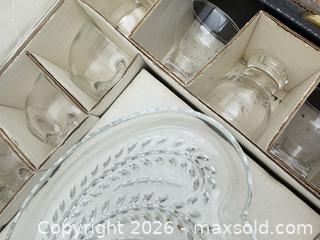 MaxSold Auction: Homestead and Dewdrop Snack Sets - Bremerton (Washington, USA) SELLER MANAGED Estate Sale Online Auction - Burwell