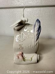 MaxSold Auction: Lladró Porcelain Dove Figurine (Spain) - San Jose (California, USA) SELLER MANAGED Downsizing Online Auction - East Humboldt Street