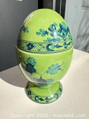 MaxSold Auction: Richard Ginori Green Porcelain Floral Vase - San Jose (California, USA) SELLER MANAGED Downsizing Online Auction - East Humboldt Street