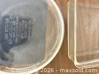 MaxSold Auction: Assorted Rectangular Baking Dishes by Pyrex & Anchor Hocking - Wake Forest (North Carolina, USA) PARTNER MANAGED Downsizing Online Auction - Wait Avenue