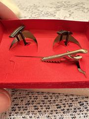 MaxSold Auction: Cufflinks and Tie Clip Set — Shekel of Tyre Replica - Wake Forest (North Carolina, USA) PARTNER MANAGED Downsizing Online Auction - Wait Avenue