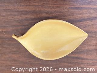 MaxSold Auction: Lot: 6 Square Coasters, Round Mosaic Plate & Leaf Trinket Dish - Wake Forest (North Carolina, USA) PARTNER MANAGED Downsizing Online Auction - Wait Avenue