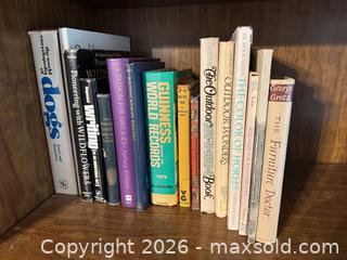 MaxSold Auction: Lot of Hardcover Books - Reference, Gardening, Pets, DIY - Wake Forest (North Carolina, USA) PARTNER MANAGED Downsizing Online Auction - Wait Avenue