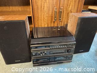 MaxSold Auction: Panasonic SG-H10 Stereo Music System with Turntable - Wake Forest (North Carolina, USA) PARTNER MANAGED Downsizing Online Auction - Wait Avenue