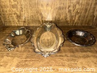 MaxSold Auction: Silver-Plated Serving Bowls (Set of 3) - Wake Forest (North Carolina, USA) PARTNER MANAGED Downsizing Online Auction - Wait Avenue