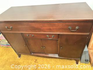 MaxSold Auction: Traditional Solid Wood Sideboard / Buffet in Mahogany - Wake Forest (North Carolina, USA) PARTNER MANAGED Downsizing Online Auction - Wait Avenue