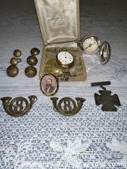 MaxSold Auction: Victorian/Early 20th C Military buttons, compass, Time piece, etclot - Wake Forest (North Carolina, USA) PARTNER MANAGED Downsizing Online Auction - Wait Avenue