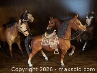 MaxSold Auction: Vintage Mixed-Color Plastic Model Horse Figurines, Set of 9 - Wake Forest (North Carolina, USA) PARTNER MANAGED Downsizing Online Auction - Wait Avenue