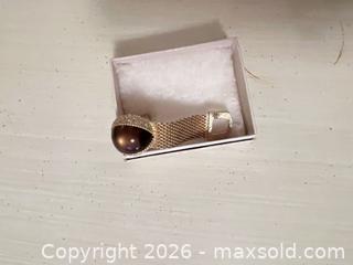 MaxSold Auction: Vintage/Retro Red Cufflinks — One Pair - Wake Forest (North Carolina, USA) PARTNER MANAGED Downsizing Online Auction - Wait Avenue