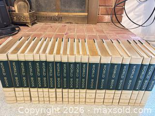 MaxSold Auction: World Book Encyclopedia Set, Hardcover, Cream & Green Spines - Wake Forest (North Carolina, USA) PARTNER MANAGED Downsizing Online Auction - Wait Avenue