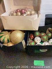 MaxSold Auction: Approx. 30 Plastic Christmas Ornaments, Matte & Glitter - Ajax (Ontario, Canada) PARTNER MANAGED Downsizing Online Auction - Grainger Crescent