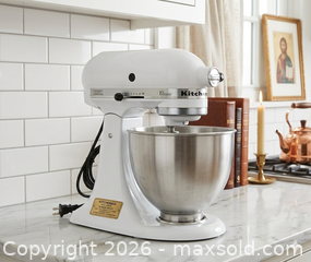 MaxSold Auction: KitchenAid Classic K45SSWH 4.5-Quart Stand Mixer, White - Ajax (Ontario, Canada) PARTNER MANAGED Downsizing Online Auction - Grainger