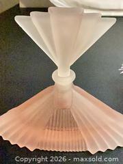 MaxSold Auction: Set of 3 Pink Glass Perfume Atomizers, Vintage / Retro - Ajax (Ontario, Canada) PARTNER MANAGED Downsizing Online Auction - Grainger Crescent