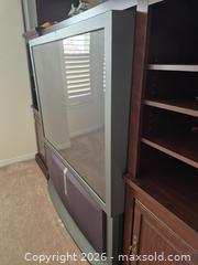 MaxSold Auction: Vintage Sony Rear Projection TV with 52" Screen and Built in Speaker - Ajax (Ontario, Canada) PARTNER MANAGED Downsizing Online Auction - Grainger Crescent