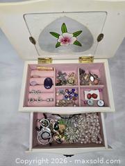 MaxSold Auction: Jewelry Box with Assorted Costume Jewelry - Vancouver (British Columbia, Canada) SELLER MANAGED Reseller Online Auction - East 7th Avenue (STORAGE)