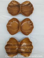MaxSold Auction: Set of 3 Monkey Pod Wood Serving Bowls — Natural Finish - Toronto (Ontario, Canada) SELLER MANAGED Downsizing Online Auction - Dupont Street (STORAGE)