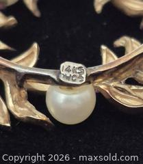 MaxSold Auction: 14K Gold Brooch with 10 Pearls & Pink Stones 10g Vintage Wreath Design DWCI mark - Toronto (Ontario, Canada) PARTNER MANAGED Downsizing Online Auction - McAdam Avenue