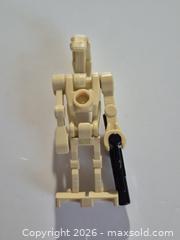 MaxSold Auction: LEGO Star Wars Battle Droid Minifigure - Toronto (Ontario, Canada) PARTNER MANAGED Downsizing Online Auction - McAdam Avenue