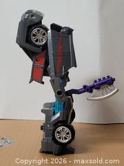 MaxSold Auction: Transformers Combiner Wars Deluxe Class Offroad  - Toronto (Ontario, Canada) PARTNER MANAGED Downsizing Online Auction - McAdam Avenue