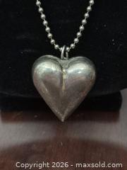 MaxSold Auction: Vintage Sterling Silver Mexico 925 Beaded Necklace Large Heart Pendant 21g - Toronto (Ontario, Canada) PARTNER MANAGED Downsizing Online Auction - McAdam Avenue