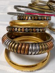 MaxSold Auction: BRACELET MIXED LOT - Kingston (Ontario, Canada) SELLER MANAGED Downsizing Online Auction - Rosemund Crescent