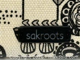 MaxSold Auction: Sakroots Artist Circle Large Smartphone Crossbody - Menlo Park (California, USA) SELLER MANAGED Downsizing Online Auction - Henderson Place