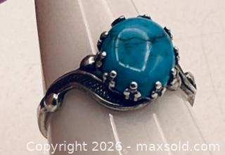 MaxSold Auction: Vintage Turquoise Sterling Silver Ring Size 7 - Menlo Park (California, USA) SELLER MANAGED Downsizing Online Auction - Henderson Place