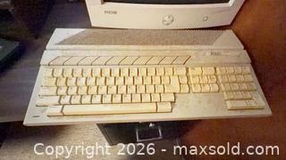 MaxSold Auction: Atari 520ST Home Computer with KDS CRT Monitor B - Toronto (Ontario, Canada) Estate Sale Online Auction - Larkfield Drive