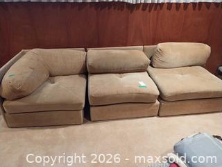 MaxSold Auction: Set of 3 Beige Tan Modular Sectional Sofa Pieces C - Toronto (Ontario, Canada) Estate Sale Online Auction - Larkfield Drive