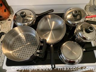 MaxSold Auction: Le Cook's-Ware Copper-Core/Tri-Ply Stainless Steel Cookware Set - Belleville (Ontario, Canada) SELLER MANAGED Moving Online Auction - Covington Crescent
