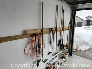 MaxSold Auction: Mixed Garden Tools Lot: Rake, Shovel, Saw, Trimmer Parts - Belleville (Ontario, Canada) SELLER MANAGED Moving Online Auction - Covington Crescent