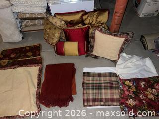 MaxSold Auction: Assorted Traditional Decorative Throw Pillows, Bolster & Throws - Longmont (Colorado, USA) PARTNER MANAGED Estate Sale Online Auction -  Twilight Court