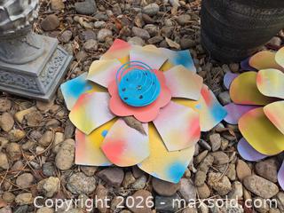 MaxSold Auction: Garden art, 3 flower hangers, turtle, frog, pineapple, snail pedestal, 2 plastic pots - Longmont (Colorado, USA) PARTNER MANAGED Estate Sale Online Auction -  Twilight Court