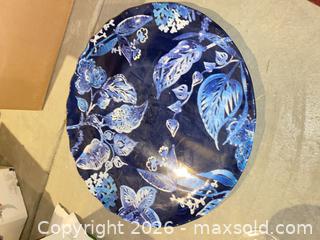 MaxSold Auction: Mixed Plastic Dish Wear, 16-50 Pieces - Longmont (Colorado, USA) PARTNER MANAGED Estate Sale Online Auction -  Twilight Court