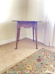 MaxSold Auction: Vintage-Inspired Queen Anne Solid Wood Round Side Table - Longmont (Colorado, USA) PARTNER MANAGED Estate Sale Online Auction -  Twilight Court